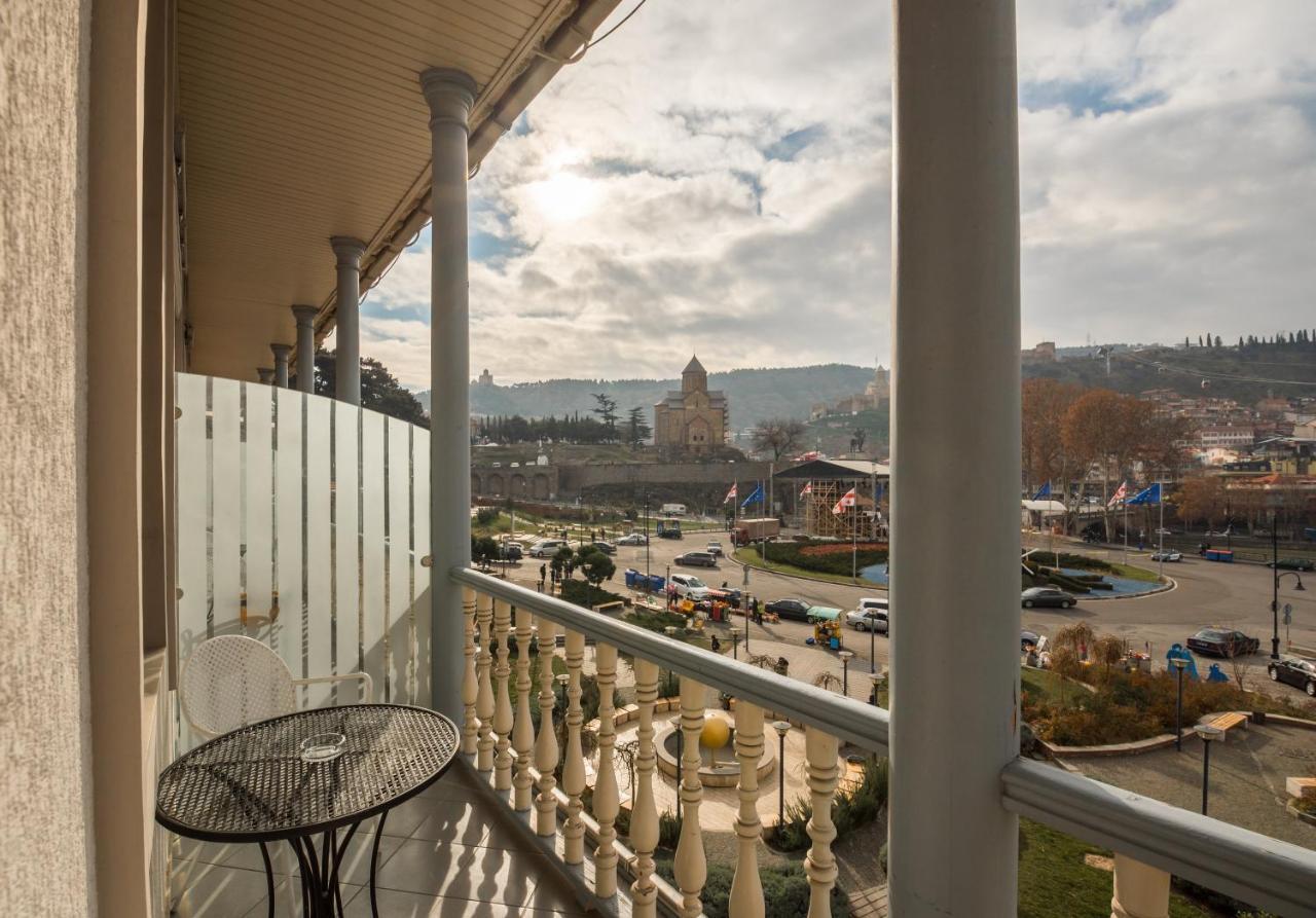 Hotel Rikhe Monika Tbilisi Exterior photo